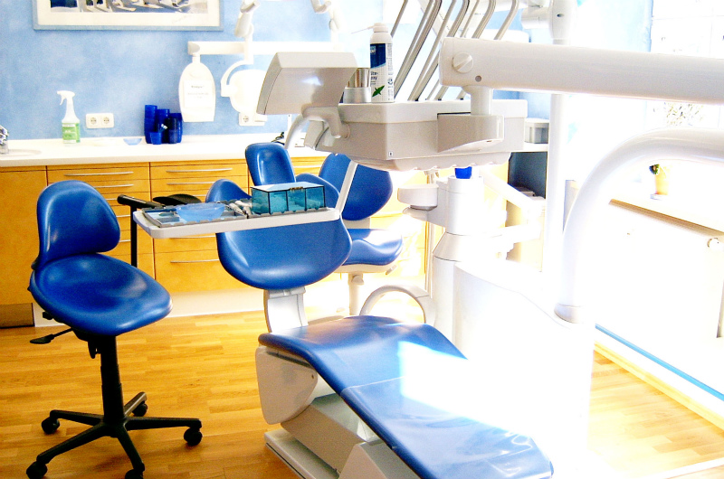 歯医者（歯科医院）が新規開業で悲惨な失敗をしないために必要な準備・情報